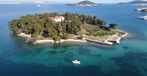 From Zadar: Ugljan, Galevac and Ošljak Islands Boat Tour
