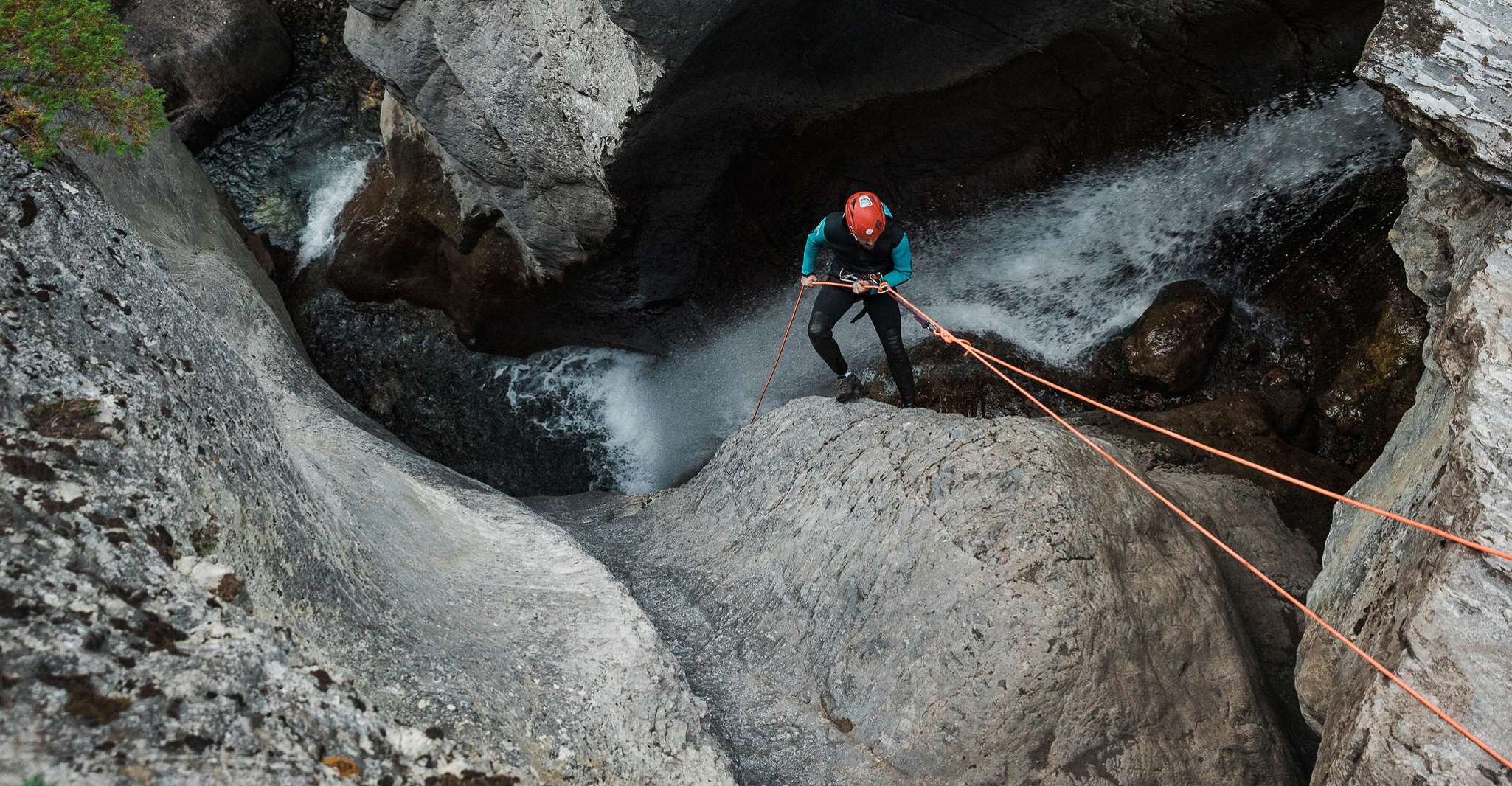 Canmore, Heart Creek Canyoning Tour Aventura - Hizvo