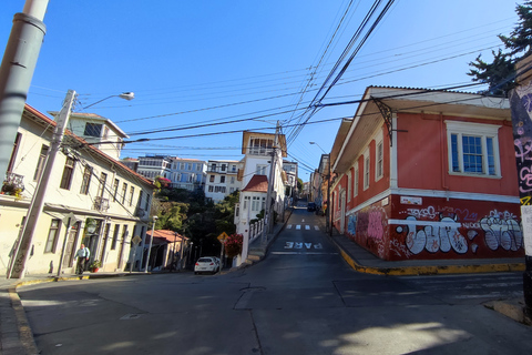 Valparaíso: Eine private Tour mit einem erfahrenen lokalen Guide.