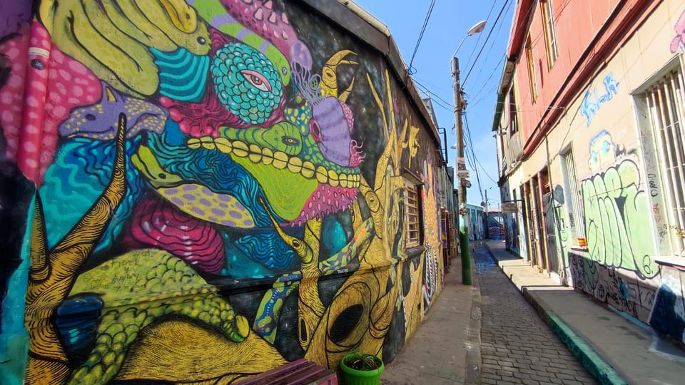 Valparaíso, Full-Day Private Tour with Funicular Ride - Housity