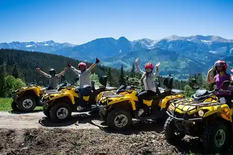Desde Cracovia: Excursión de un día completo en quad y baños termales de Zakopane