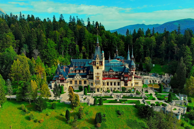 Depuis Bucarest : Visite privée de Bran, du château de Peles et de Brasov