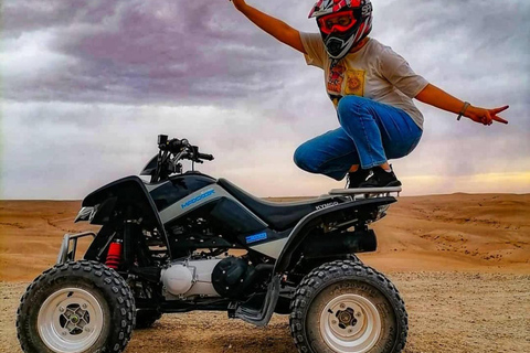 Marrakech: Excursión por el desierto de Agafay con quad, paseo en camello y cena