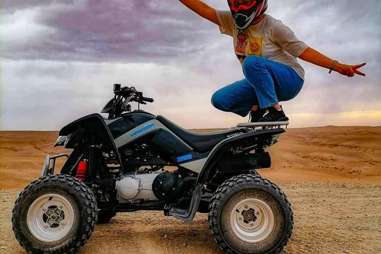 Marrakech: Excursión por el desierto de Agafay con quad, paseo en camello y cena