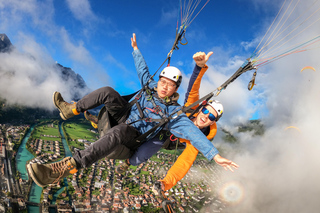 Interlaken: Tandem Paragliding Flight with Pilot