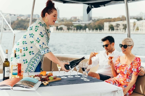 Istanbul: Luxuriöse Weinverkostung auf einer privaten Yacht