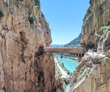 From Marbella or Estepona: Caminito del Rey Guided Day Trip