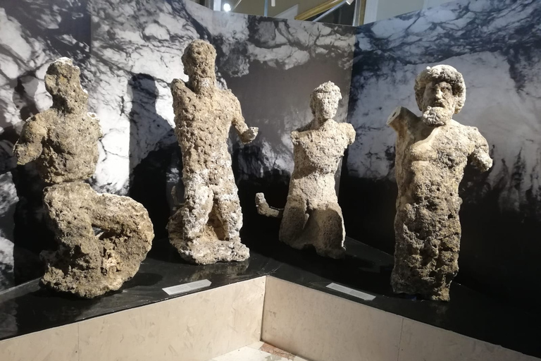 Neapol: Narodowe Muzeum Archeologiczne z przewodnikiem i audioprzewodnikiemNarodowe Muzeum Archeologiczne w Neapolu z audioprzewodnikiem