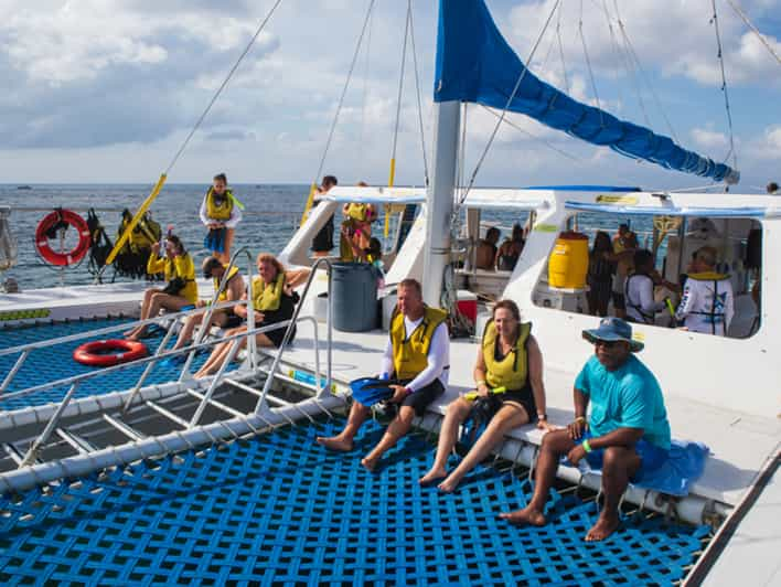 Playa del Carmen : Excursion en bateau vers Cozumel et visite d'un club de  plage | GetYourGuide