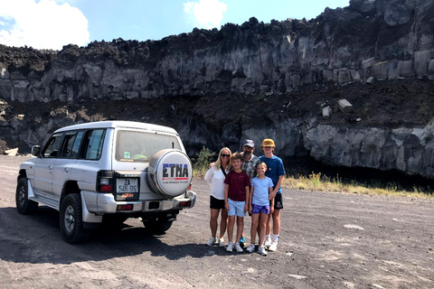 Etna: Prywatna poranna wycieczka z napędem na 4 koła do największego wulkanu w Europie