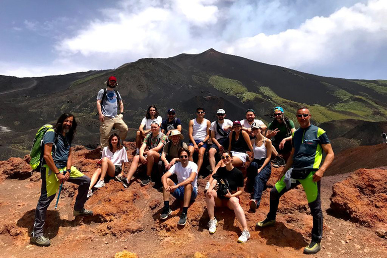 Etna: Excursión privada en 4x4 por la mañana al volcán más grande de Europa