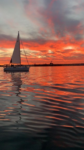 San Diego: San Diego Bay Sonnenuntergang und Segeln bei Tag