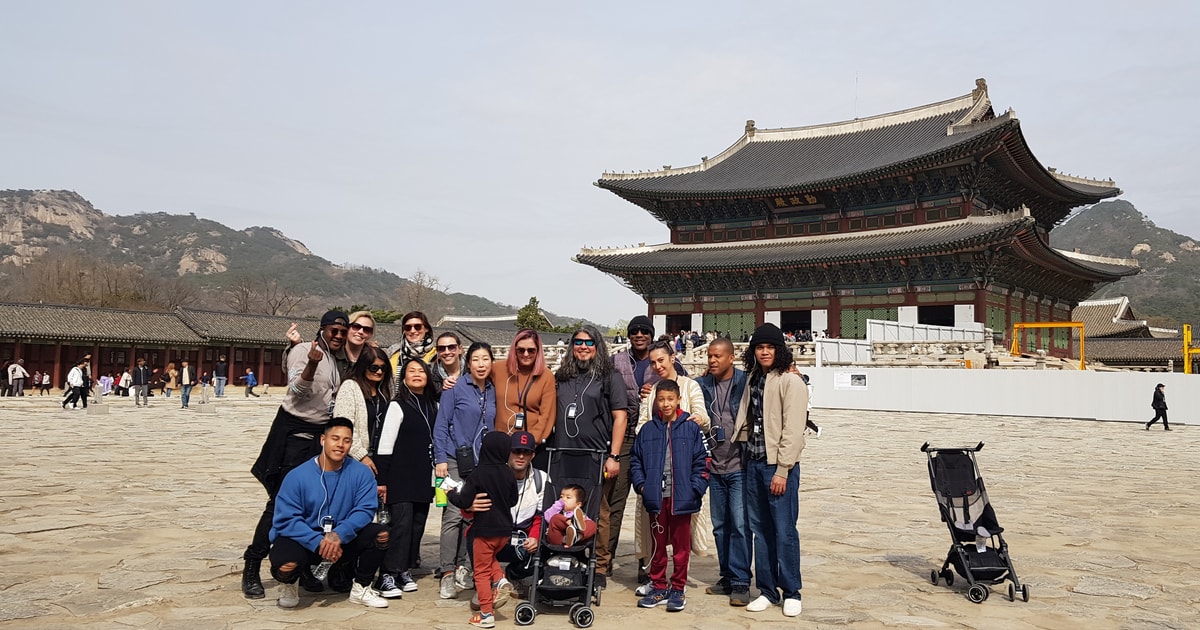 Seoul: Gyeongbokgung Palace History Walking Tour | GetYourGuide