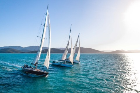 Whitsunday Islands: 3-Day 2-Night Sailing Yacht Adventure 3 Day/2 Night Sailing Tour on Hammer Vessel