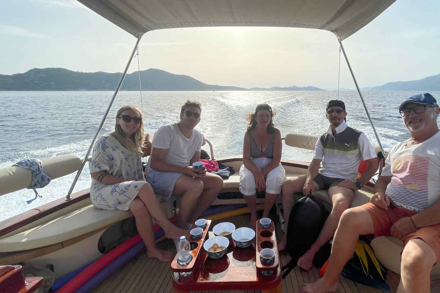 奢华私家游艇畅游伊拉菲提群岛