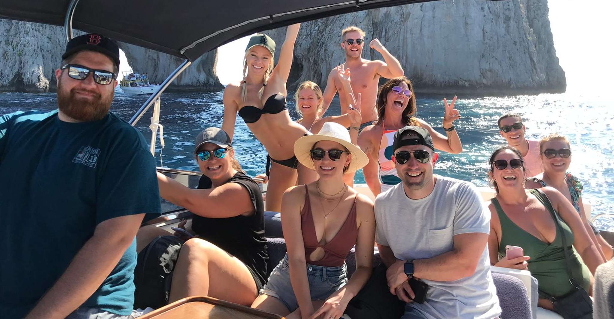 Van Sorrento, Full-Day Boat Tour naar Capri met drankjes - Hizvo
