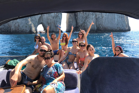 From Sorrento: Full-Day Boat Tour to Capri with Drinks