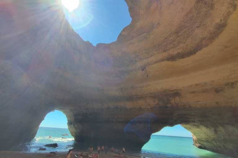 Benagil Cave: Guided Kayak Tour with Caves and Cliffs Benagil Beach: Guided Kayak Tour with Caves and Cliffs