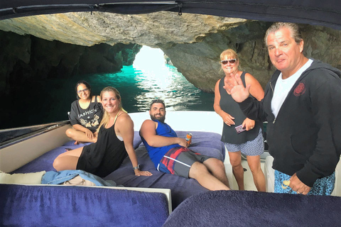 Tour particular de luxo em CapriDe Sorrento: Tour particular de luxo em Capri