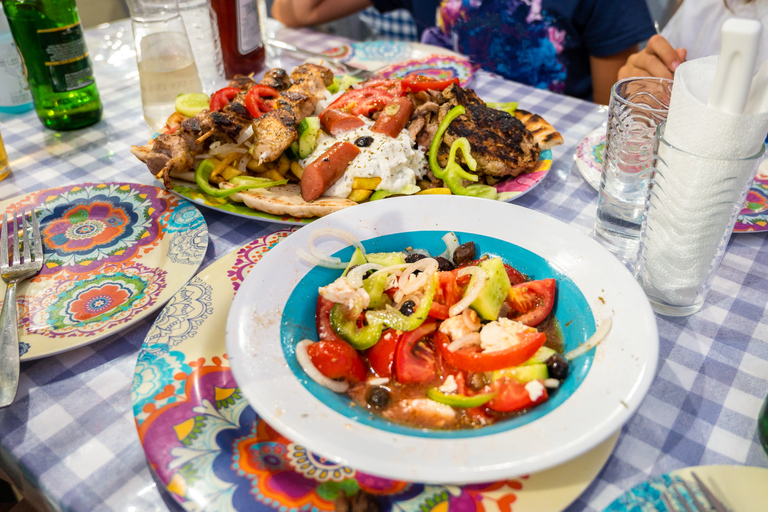 Atene: Tour privato a piedi con degustazione di cibo