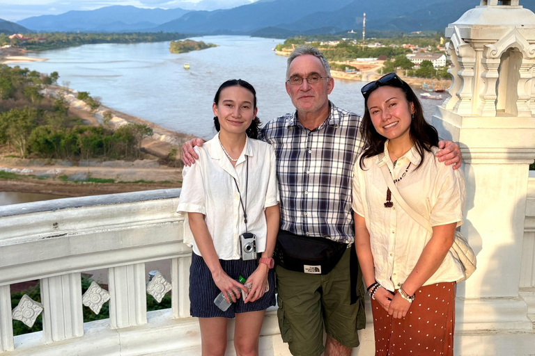 Day tour visit the top attractions in chiang rai