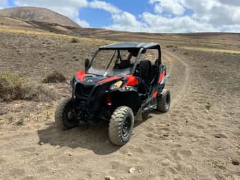 Лансароте: Экскурсия на багги Can-Am Trail с гидом
