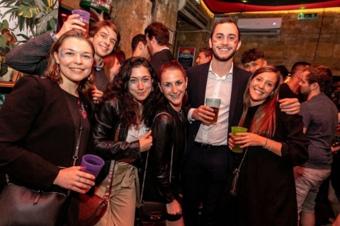 Boedapest: zelfgeleide bartour door het feestdistrictBoedapest: zelfgeleide partydistricttour met drankjes