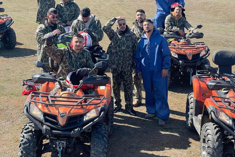 Depuis Bucarest : Excursion en quad dans la forêt et les collines