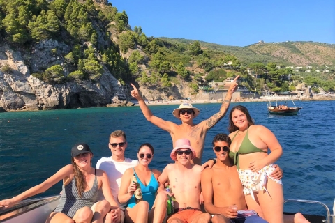 Von Capri aus: Private Yachttour zur Amalfiküste