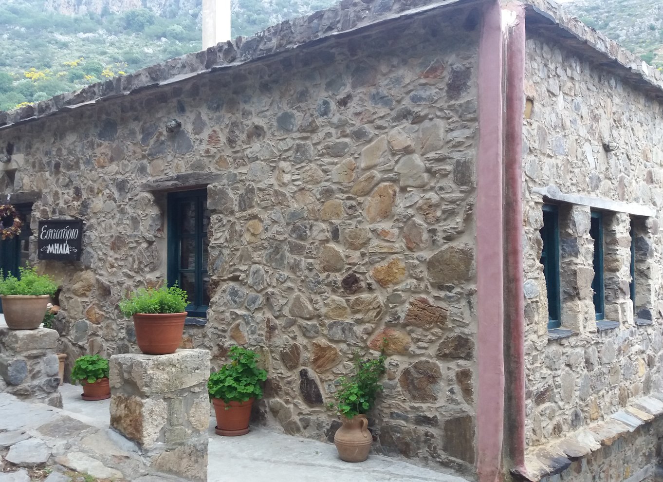 Chania: Milia-bjergtur med frokost og olivenolie/vinsmagning