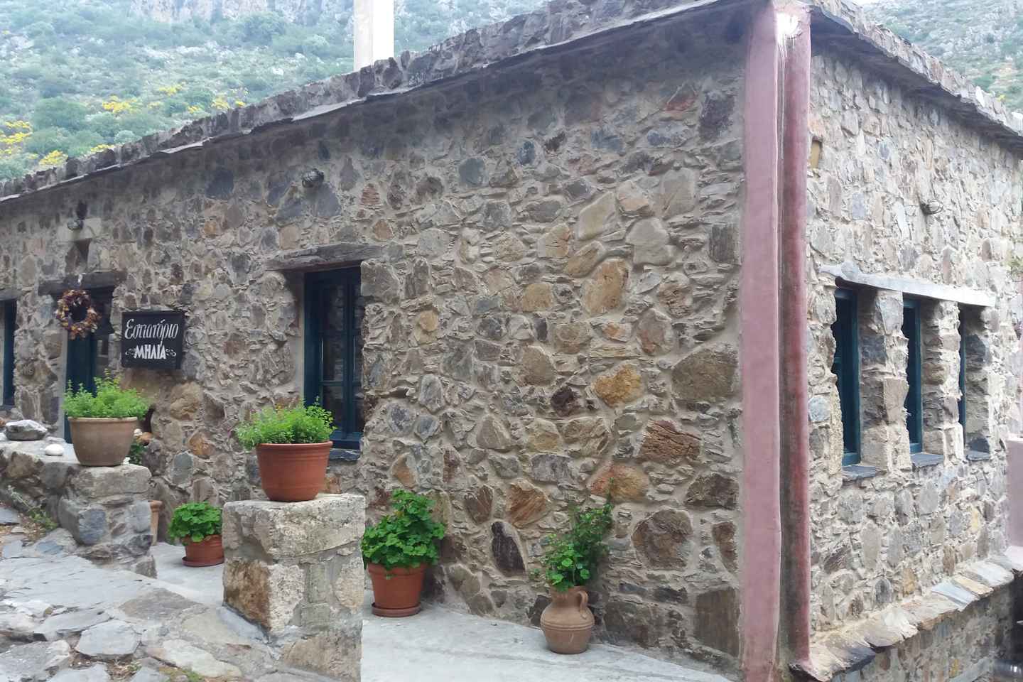 Chania: Milia Mountain Tour w/Lunch Olive Oil/Wine Tastings