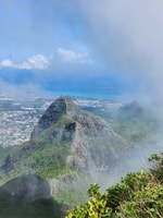 Le Pouce, caminata guiada de montaña privada con bocadillos y bebidas - Housity