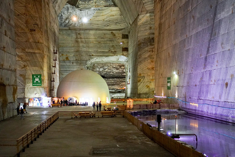 Bucarest : Visite privée des volcans boueux et de la mine de sel