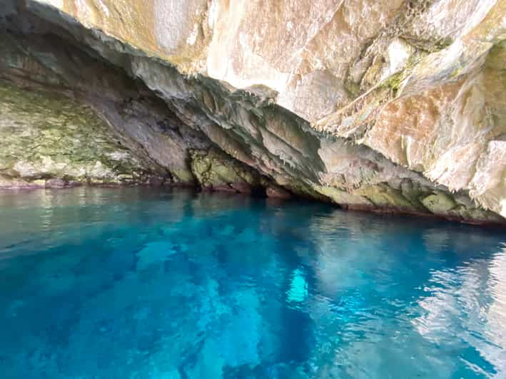 Grama Bay Tour Guidato In Motoscafo Per Piccoli Gruppi Di Grotte E