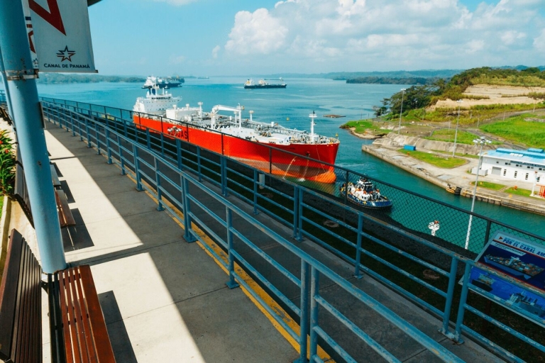 Portobelo en de nieuwe sluizen van het Panamakanaal