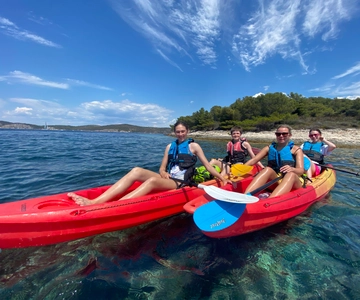 Hvar: Pakleni Islands Self-Guided Kayaking Tour