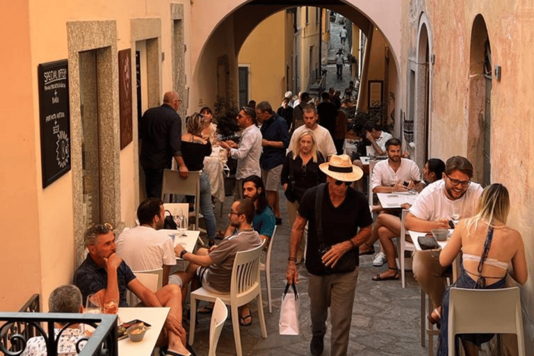 Varenna: Wine Tasting and Entry Ticket to Castello di Vezio