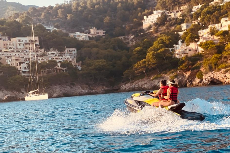 Cala Millor: Jetski Tour della Grotta dei Leoni Marini o Grotte di ArtàJetSki tour alle Grotte di Artà