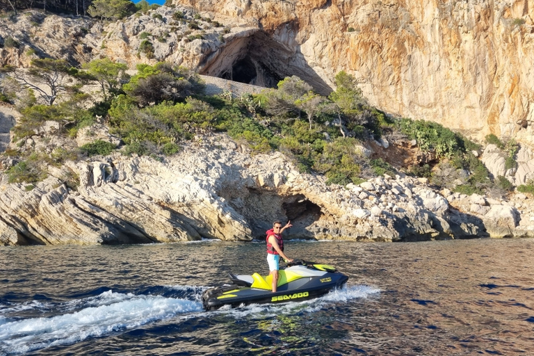 Can Picafort: Alcudia Bay Jet Ski Tour Coll Baix & Caves. Alcanada Lighthouse Island & Alcudia Bay