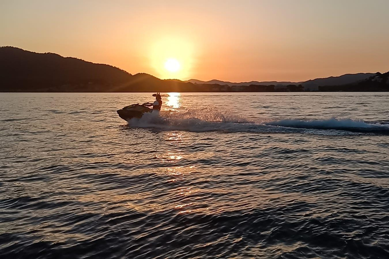 Can Picafort: Alcudia Bay Jet Ski Tour Coll Baix & Caves. Alcanada Lighthouse Island & Alcudia Bay