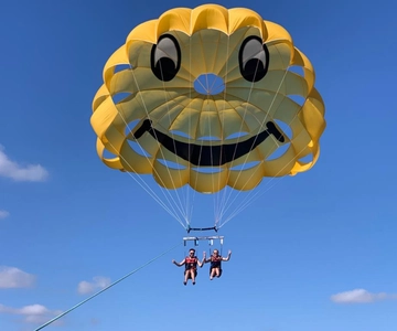 Cala Bona : Parachute ascensionnel
