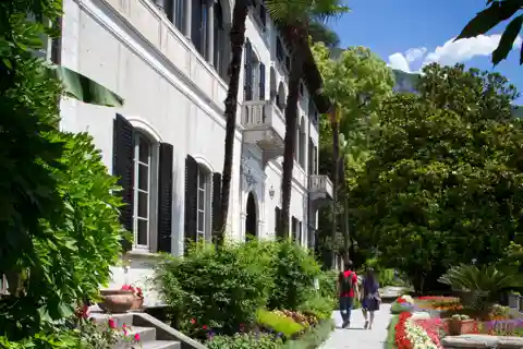 Wine Tasting and Entry Ticket to Villa Monastero