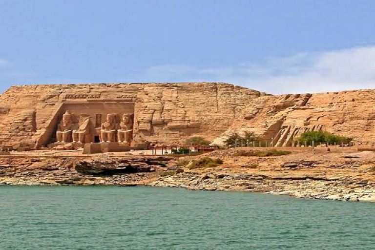 From Luxor: 5-Day Nile Cruise to Aswan with Balloon Ride Standard Cruise Ship