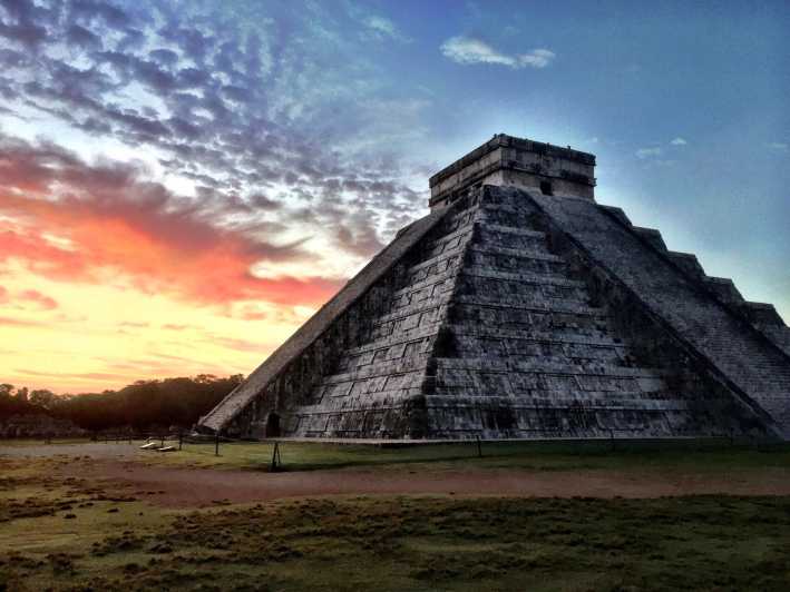 Chichén Itzá: Day Tour with Transfer