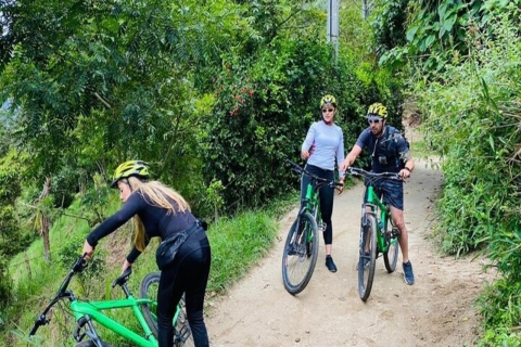 Medellín: Ganztägige Mountainbike-Tour mit Mittagessen