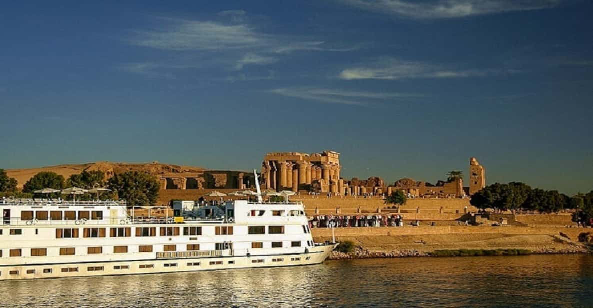 The Australian Adventurer's Guide to Making the Most of Egypt's 5-Day Tours - Day 4: Sailing the Nile River