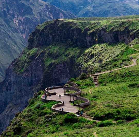 From Arequipa: 2-Day Colca Canyon Tour w/ Transfer to Puno