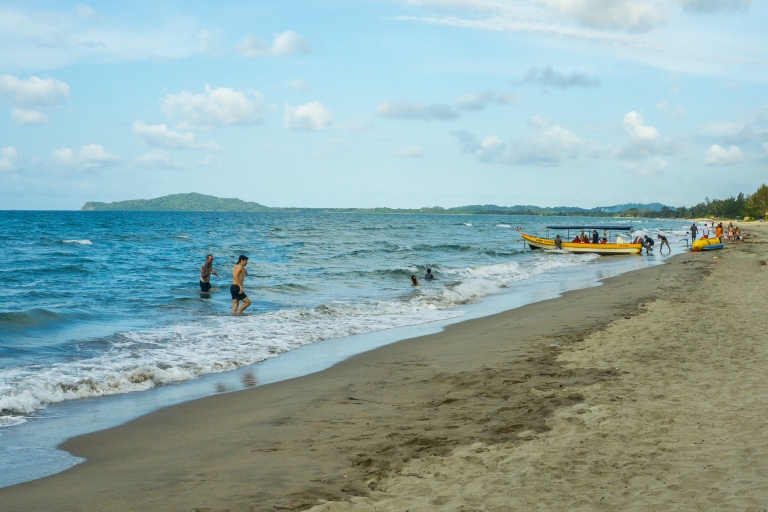 Von San Pedro Sula aus: Tela Strand Tagestour