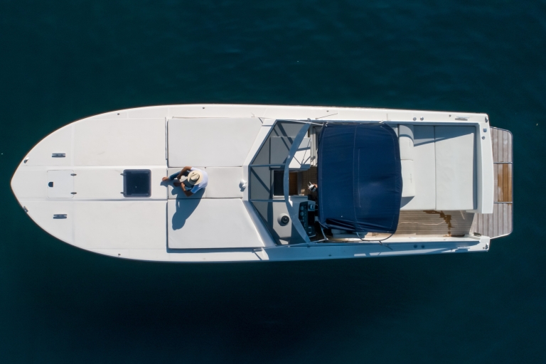 CAPRI E POSITANO PRYWATNA WYCIECZKA JACHTEMCapri & Positano Private Yacht Tour z Sorrento