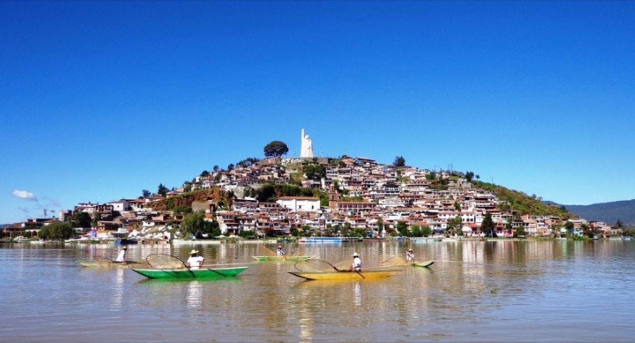 Patzcuaro - Janitzio Tour zur Beobachtung der "Schmetterlingsnetze"